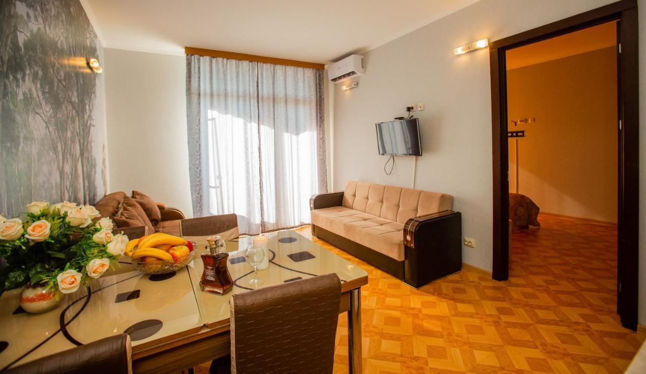 Tower Apartments Batumi Exterior foto
